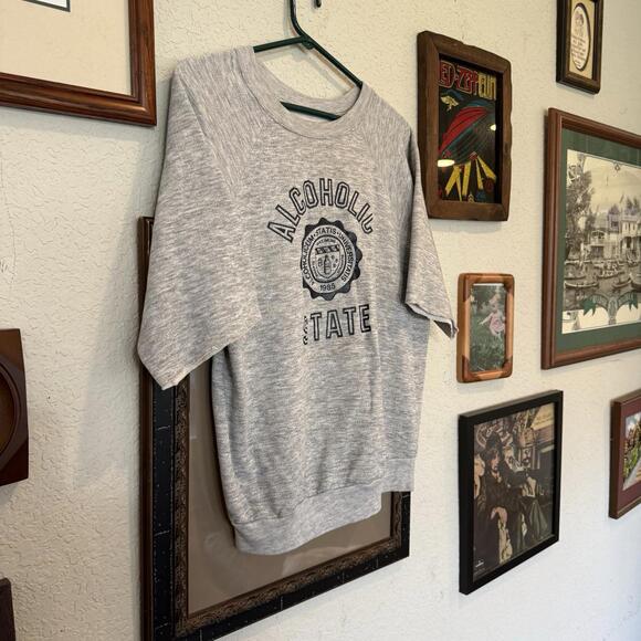 Vintage 1985 Alcoholic State “Alcoholicum • Statis • Universitatis Sweater Large - Picture 2 of 6